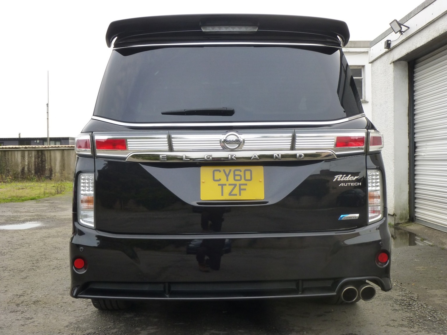 Used Nissan Elgrand 2021 for sale - 76257646: Photo 6