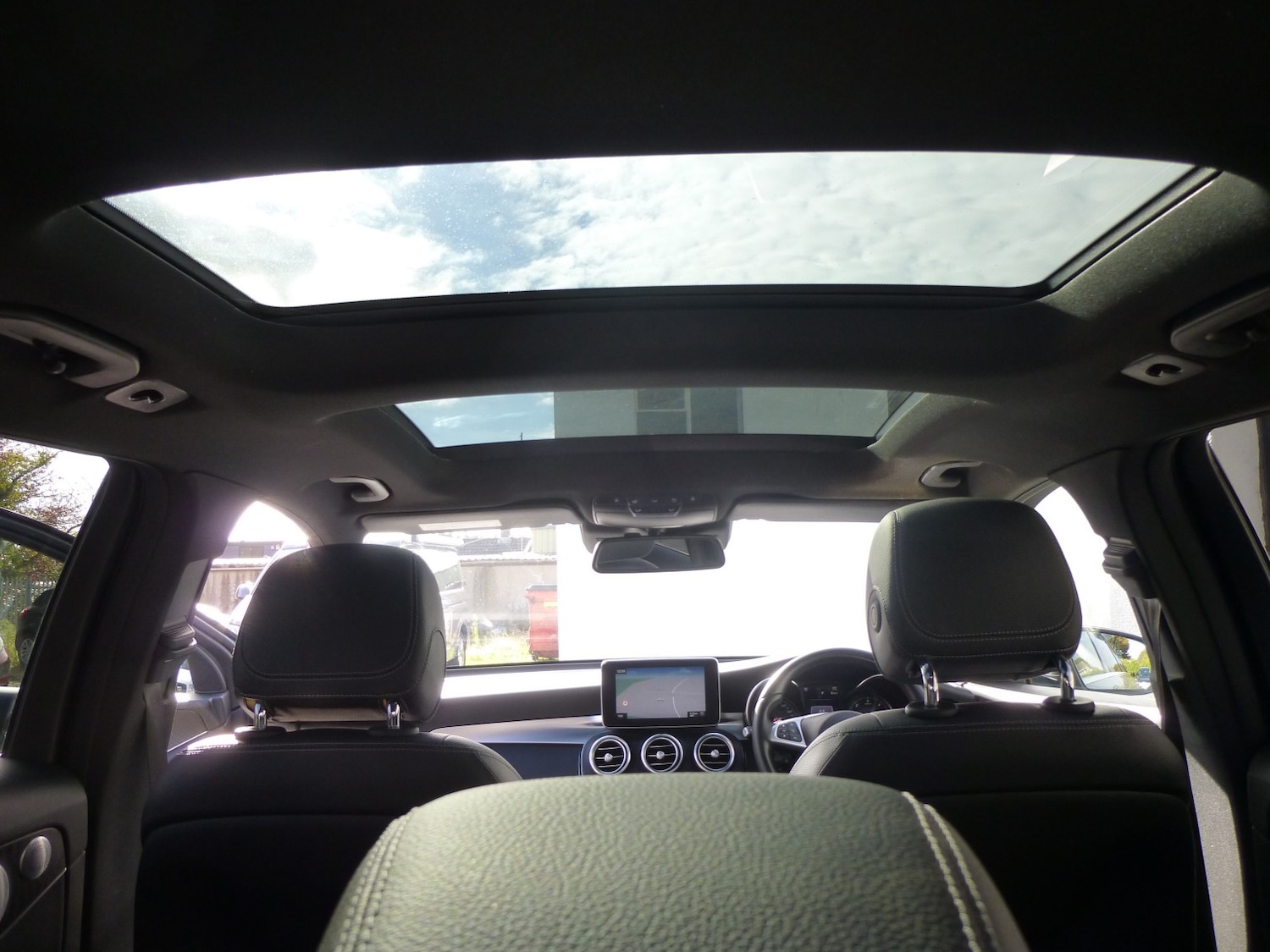 Used Mercedes-Benz GLC 2016 for sale - 76070403: Photo 15