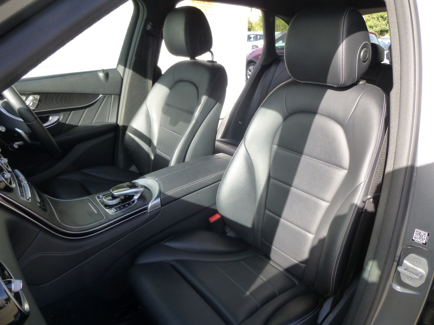 Used Mercedes-Benz GLC 2016 for sale - 76070403: Photo 9