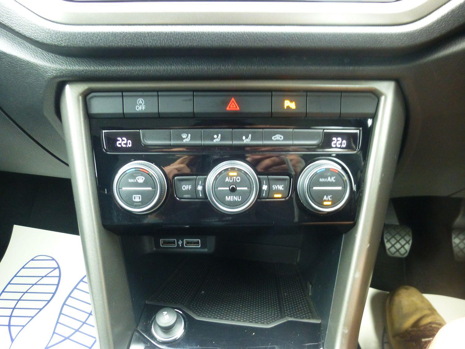 Used Volkswagen T-Roc 2020 for sale - 77578420: Photo 15