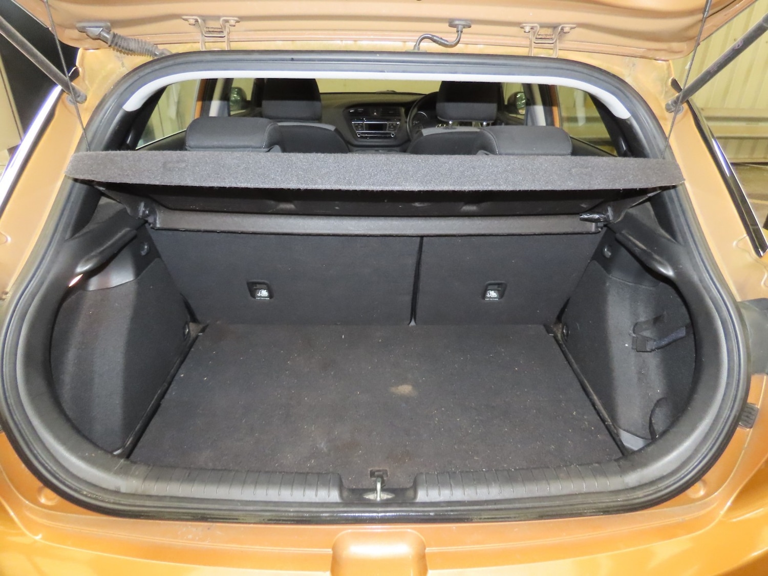 Used Hyundai i20 2015 for sale - 77891553: Photo 11