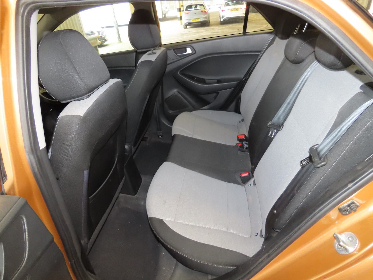 Used Hyundai i20 2015 for sale - 77891553: Photo 9