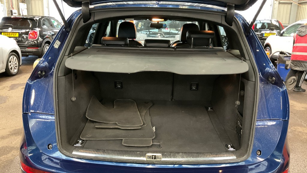 Used Audi Q5 2015 for sale - 78077871: Photo 9