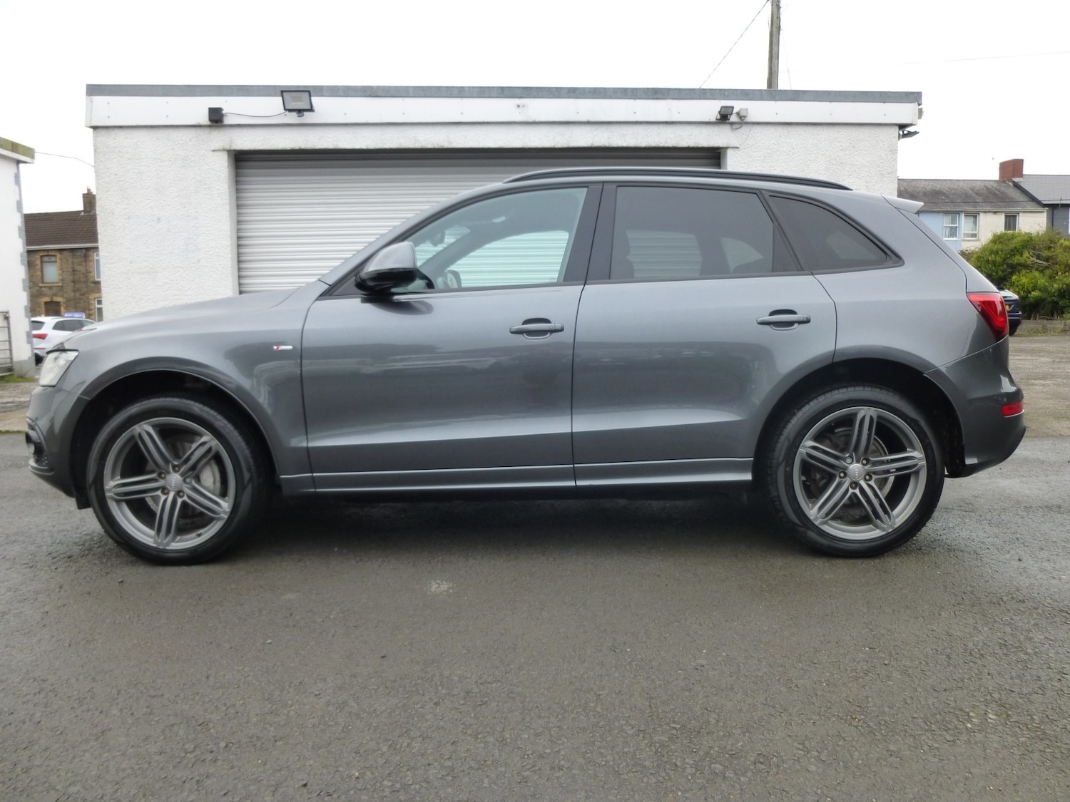 Used Audi Q5 2015 for sale - 76317453: Photo 2
