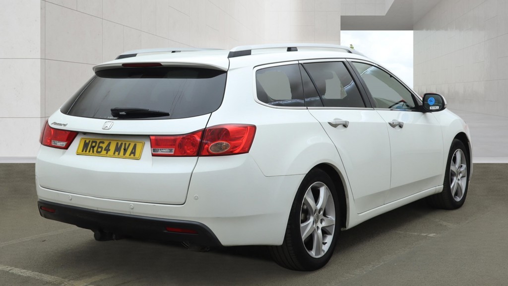 Used Honda Accord 2014 for sale - 78209947: Photo 4