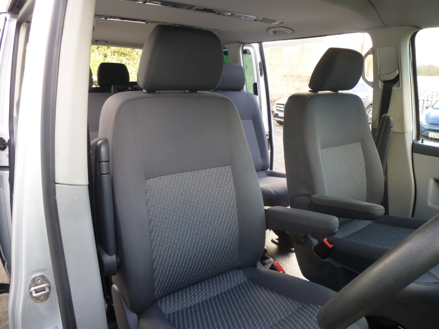Used Volkswagen Transporter 2014 for sale - 76863819: Photo 10