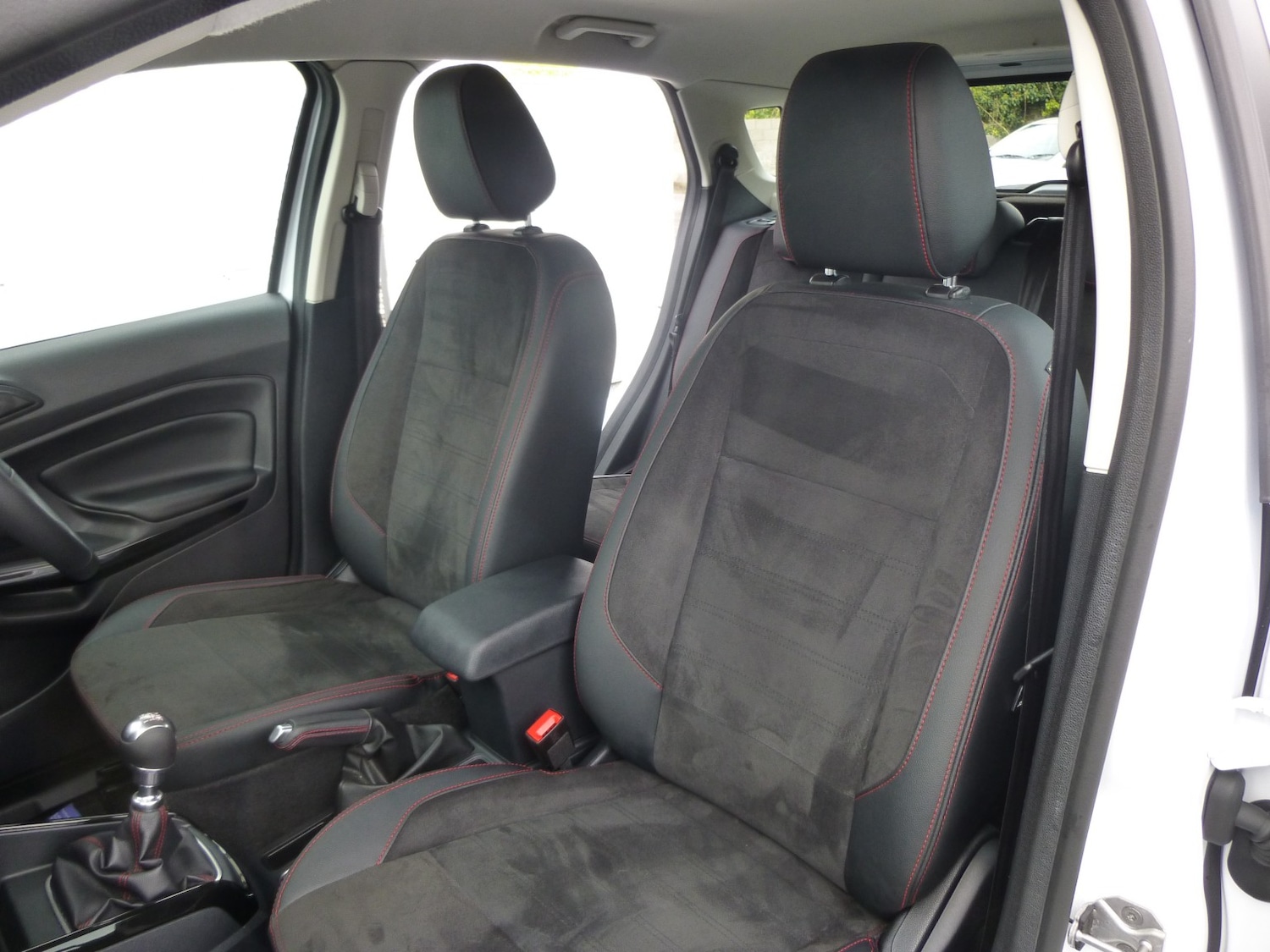 Used Ford Ecosport 2023 for sale - 76317428: Photo 8
