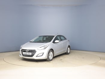 Used Hyundai i30 2016 for sale - 79395186: Photo