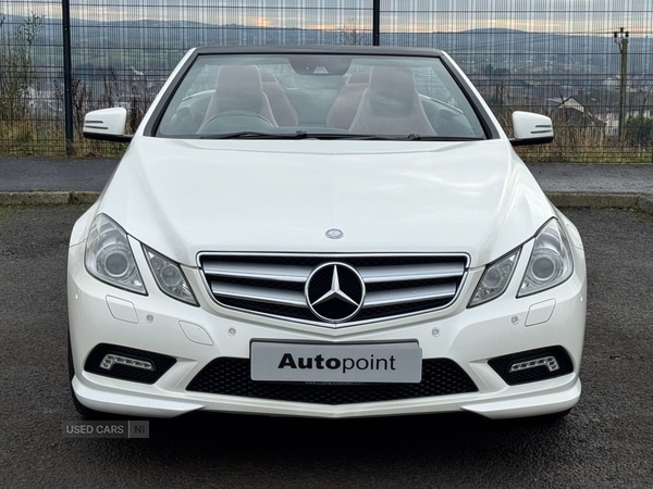 Used Mercedes-Benz E Class 2010 for sale - 77396752: Photo 2