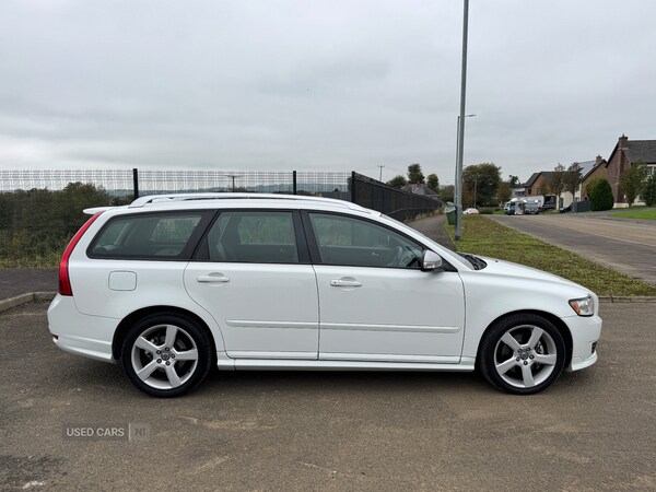 Used Volvo V50 2012 for sale - 76308758: Photo 4