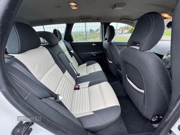 Used Volvo V50 2012 for sale - 76308758: Photo 9