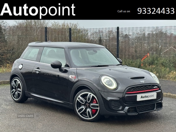 Used MINI Hatch 2018 for sale - 76729387: Photo 1