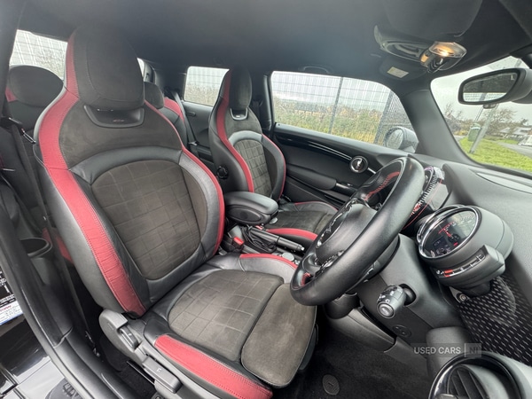 Used MINI Hatch 2018 for sale - 76729387: Photo 12