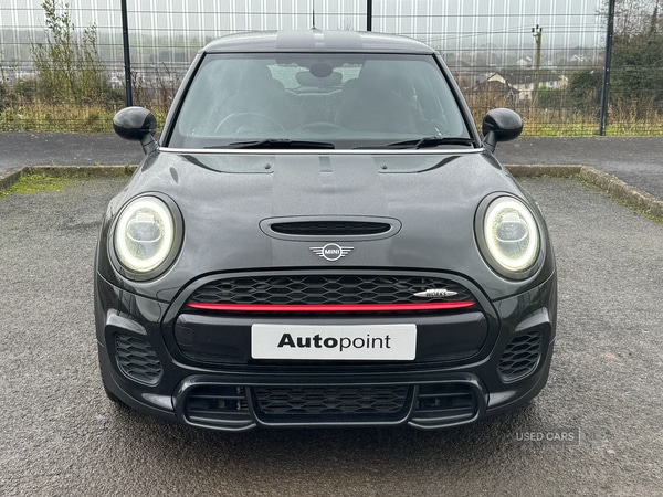 Used MINI Hatch 2018 for sale - 76729387: Photo 2