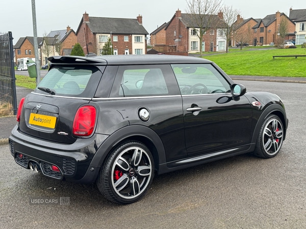Used MINI Hatch 2018 for sale - 76729387: Photo 5