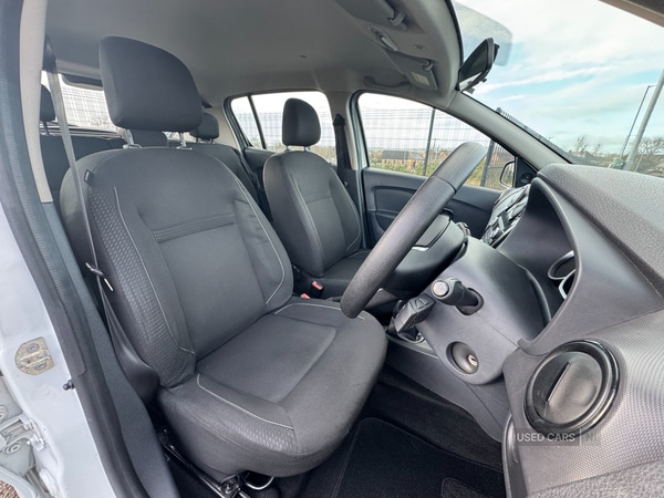 Used Dacia Sandero 2017 for sale - 76866607: Photo 12