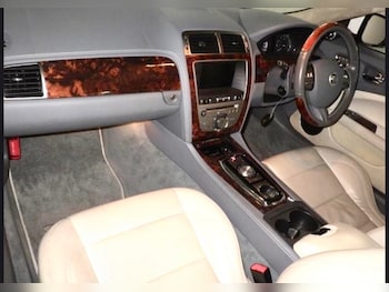 Used Jaguar XK 2011 for sale - 79230441: Photo