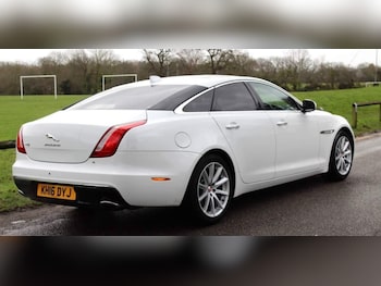 Used Jaguar XJ 2015 for sale - 79205990: Photo