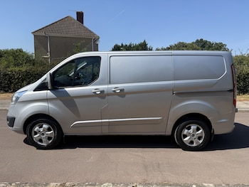 Used Ford Transit Custom 2017 for sale - 79500551: Photo