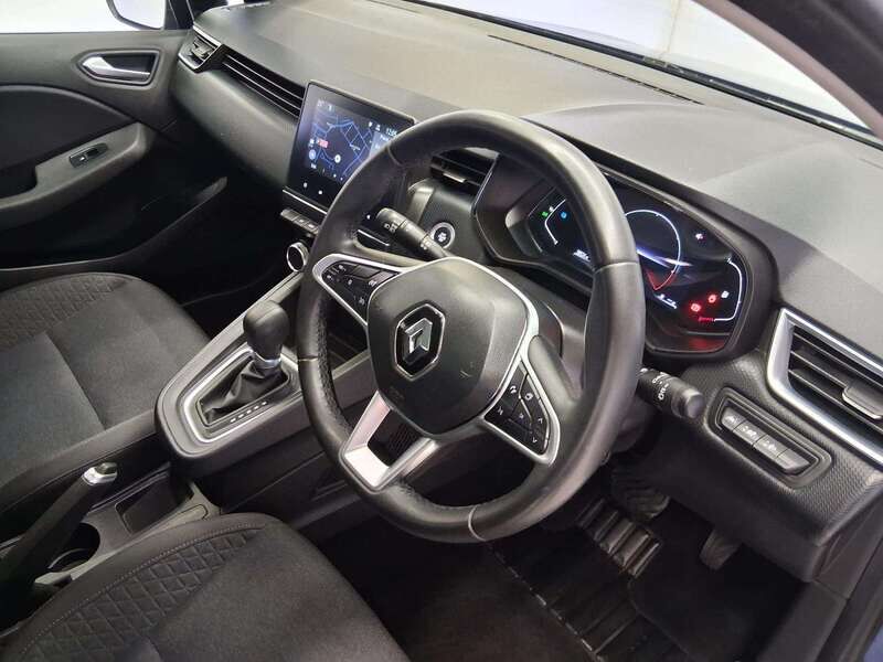 Used Renault Clio 2023 for sale - 77490933: Photo 10