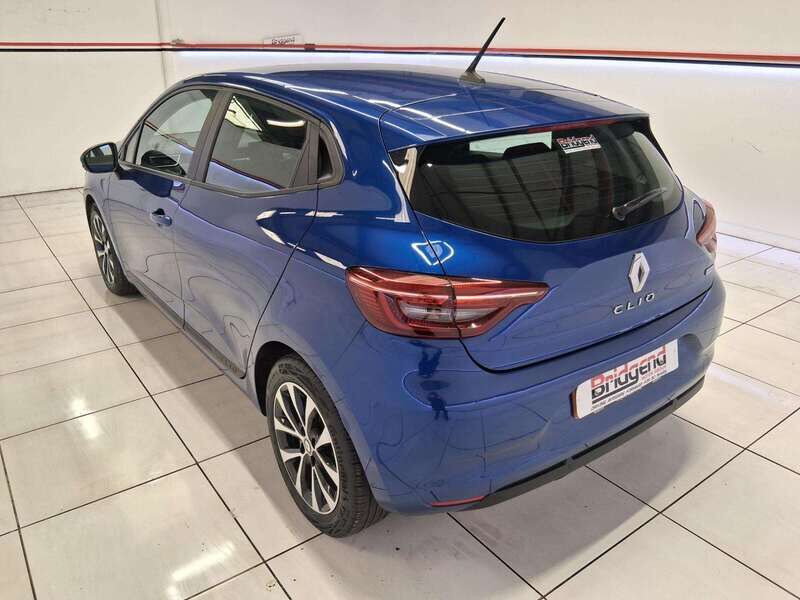 Used Renault Clio 2023 for sale - 77490933: Photo 4