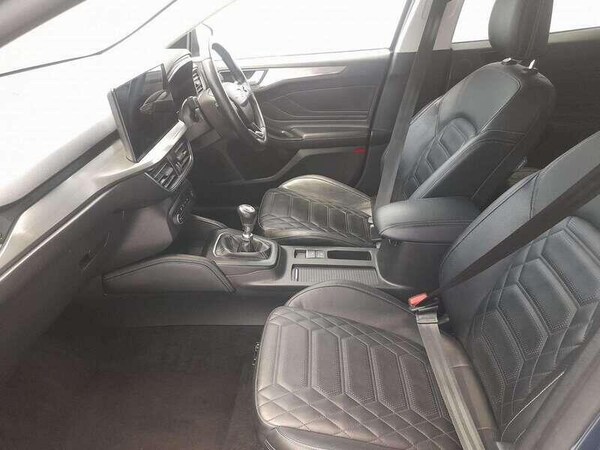 Used Ford Focus 2022 for sale - 76138127: Photo 14