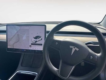 Used Tesla Model 3 2020 for sale - 76137996: Photo 4