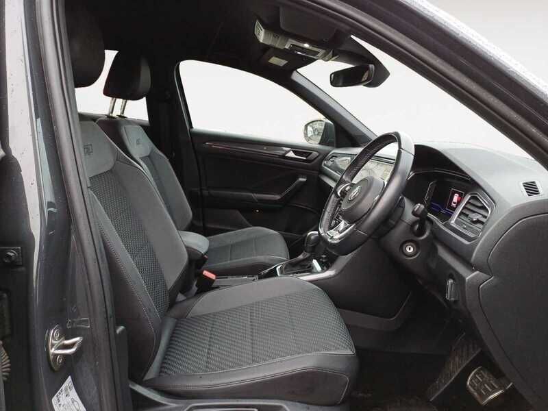 Used Volkswagen T-Roc 2020 for sale - 77814351: Photo 4