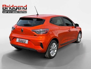 Used Renault Clio 2024 for sale - 79515289: Photo