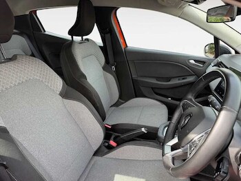 Used Renault Clio 2024 for sale - 79515289: Photo
