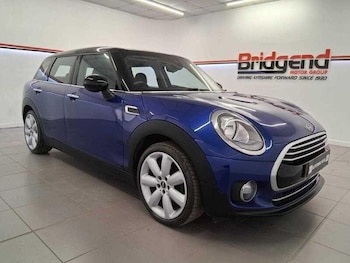 (19) - 1.5 Cooper Exclusive Estate 6dr 6-Door
