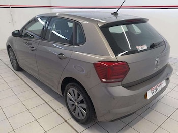 Used Volkswagen Polo 2021 for sale - 77036349: Photo