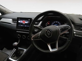Used Renault Captur 2021 for sale - 78669411: Photo