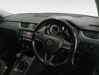 Used Skoda Octavia 2020 for sale - 77605446: Photo