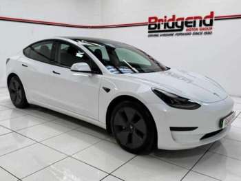 (70) - Standard Range Plus Saloon 4dr Electric Auto RWD (241 bhp)
