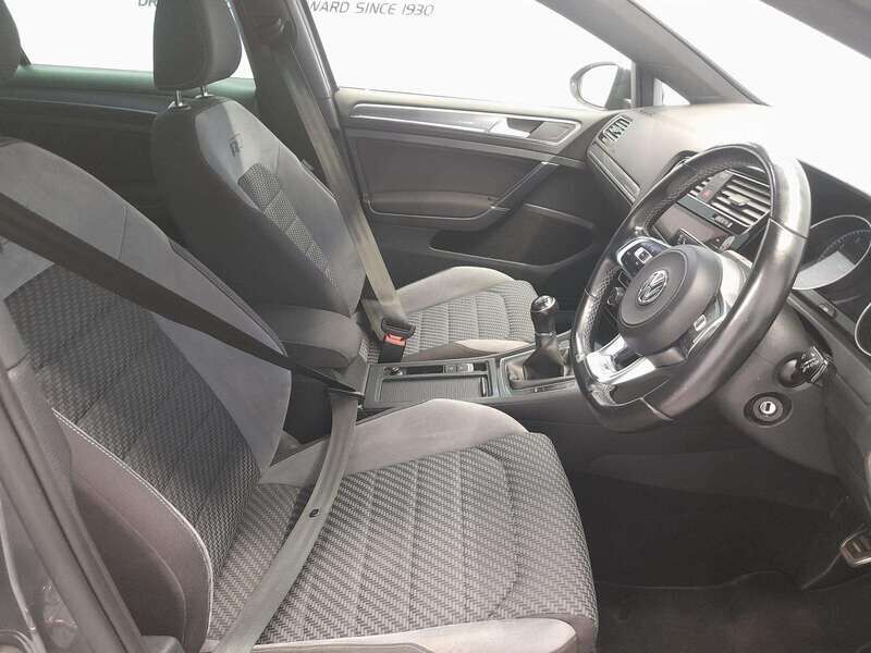 Used Volkswagen Golf 2019 for sale - 77036237: Photo 11