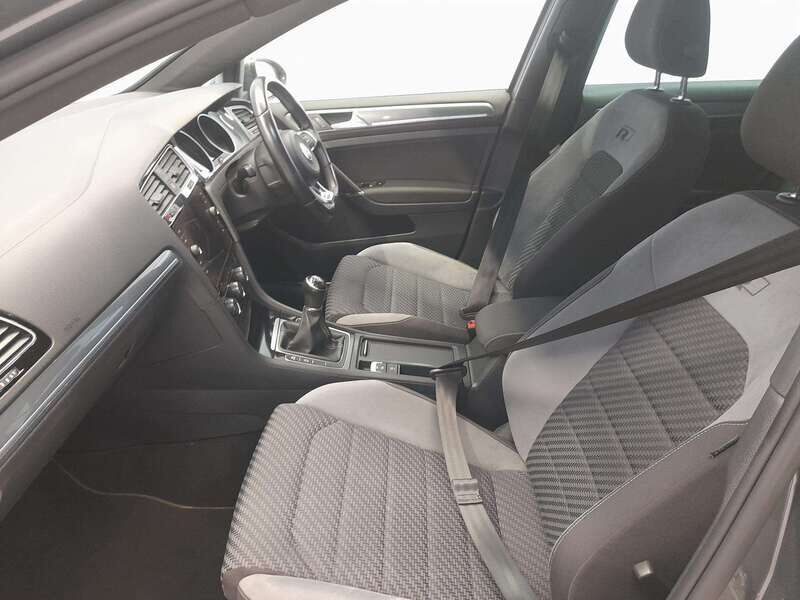 Used Volkswagen Golf 2019 for sale - 77036237: Photo 15