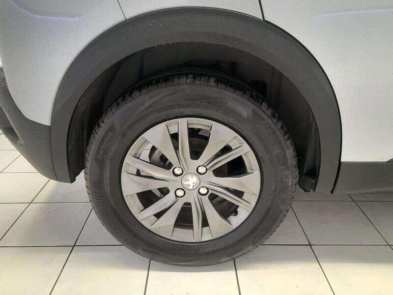 Used Peugeot 2008 2022 for sale - 76239590: Photo 8