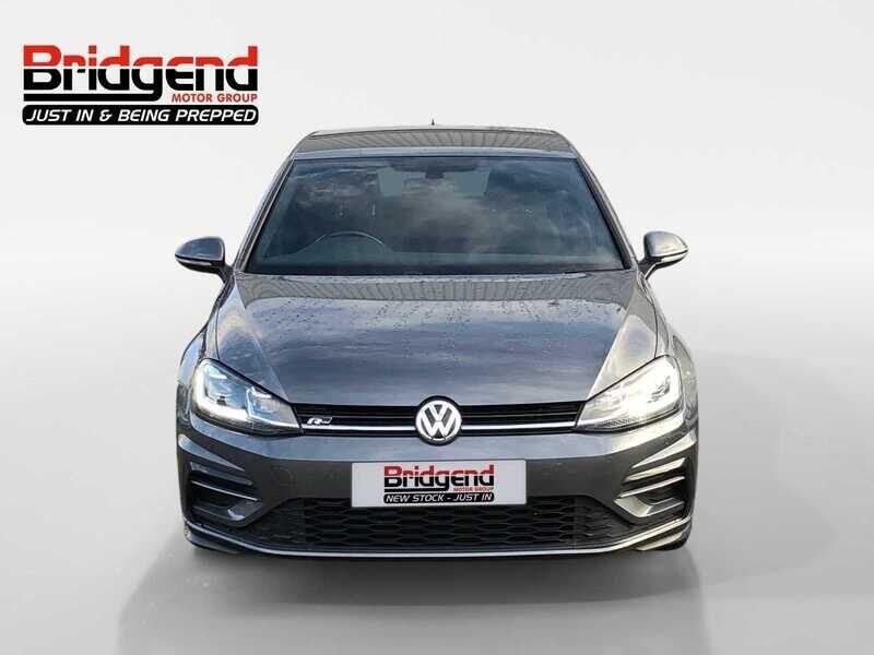 Used Volkswagen Golf 2019 for sale - 76175120: Photo 2