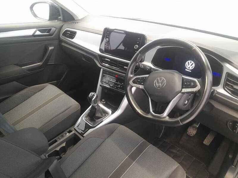 Used Volkswagen T-Roc 2022 for sale - 76136413: Photo 10