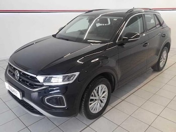 Used Volkswagen T-Roc 2022 for sale - 76136413: Photo