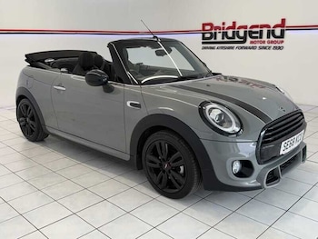 Used MINI Convertible 2019 for sale - 79273753: Photo