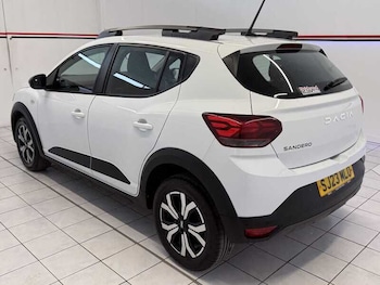 Used Dacia Sandero Stepway 2023 for sale - 79309445: Photo