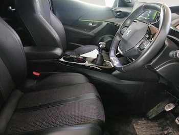 Used Peugeot 2008 2020 for sale - 78596018: Photo