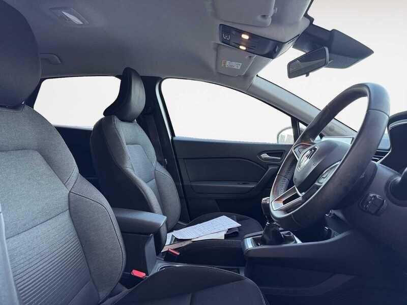 Used Renault Captur 2020 for sale - 76912794: Photo 4