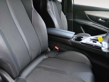 Used Peugeot 3008 2023 for sale - 79140014: Photo