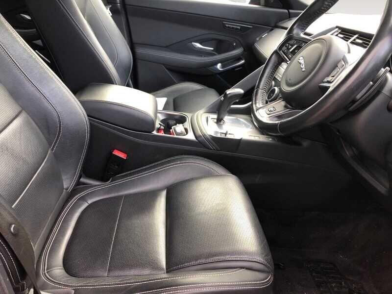 Used Jaguar E-Pace 2019 for sale - 76484841: Photo 4