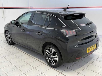 Used Peugeot 208 2021 for sale - 79309279: Photo