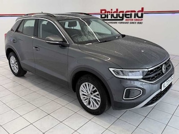 Used Volkswagen T-Roc 2024 for sale - 79310080: Photo