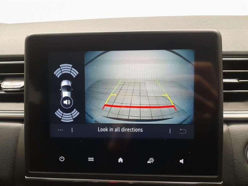 Used Renault Captur 2021 for sale - 76912795: Photo 17